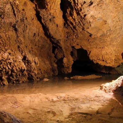 Nuit dans une grotte