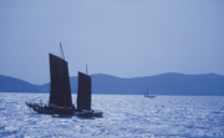 Croisière sur le lac Ashi
