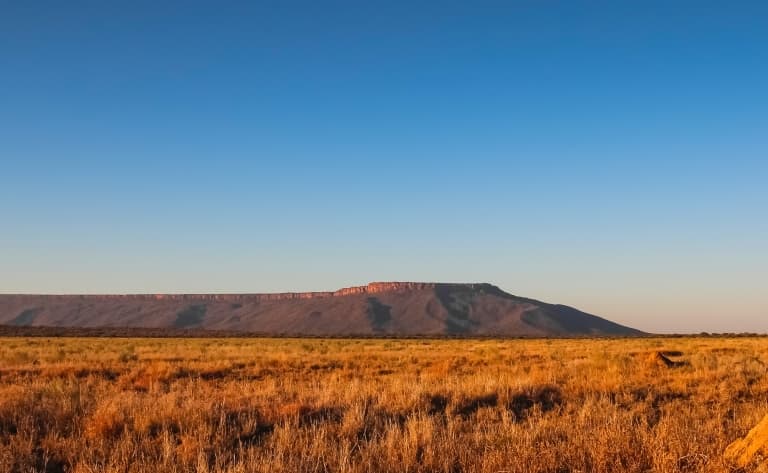 Paysages lunaires d’Etosha (350 km)