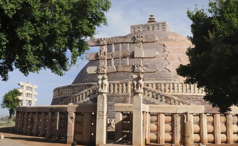 Découvrez les monuments bouddhiques de Sanchi