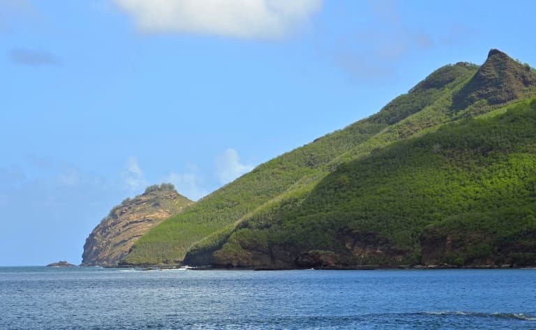 Randonnée et baignades dans la cascade d'Hakaui