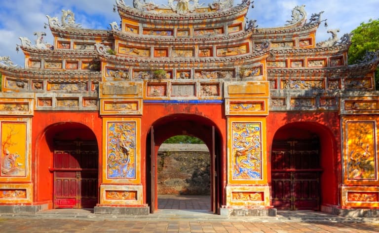 Hué, la cité impériale  