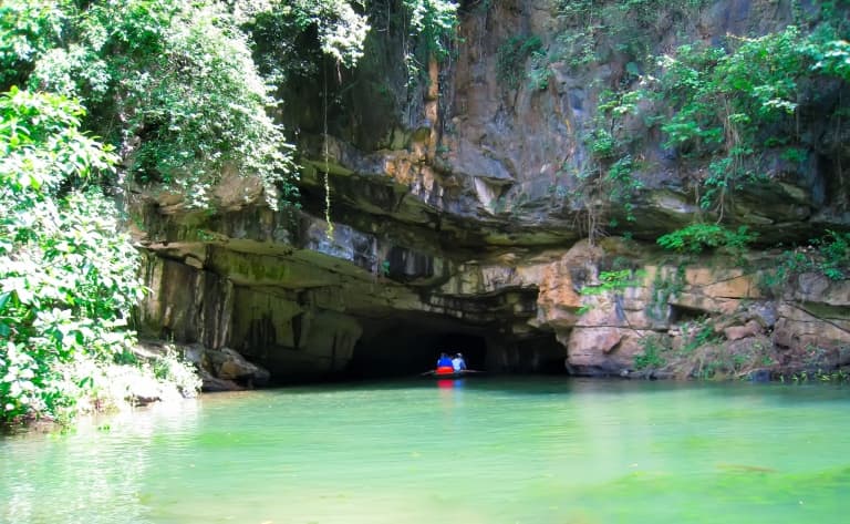 La célèbre baie d’Halong terrestre